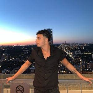 Meet your Posher, Lorenzo